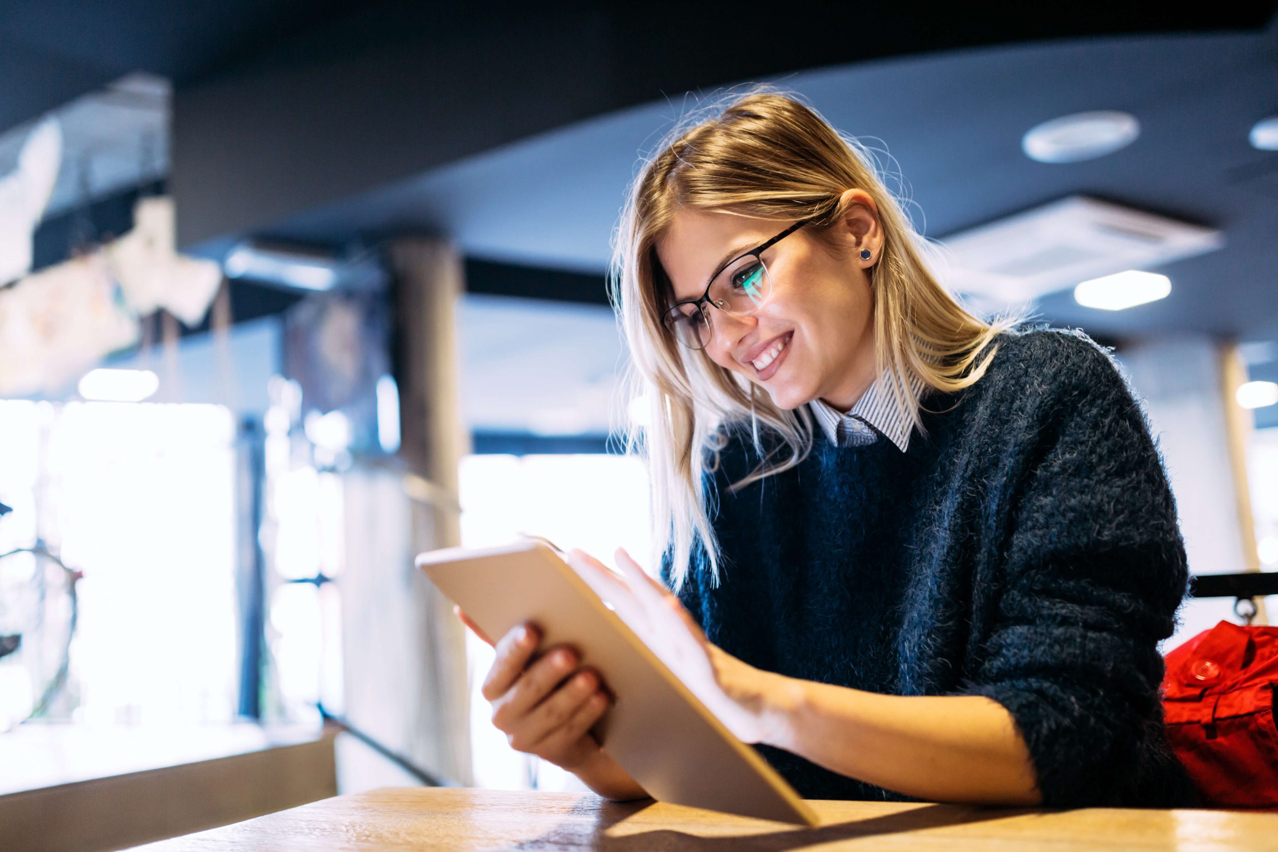 Women using mobile lms